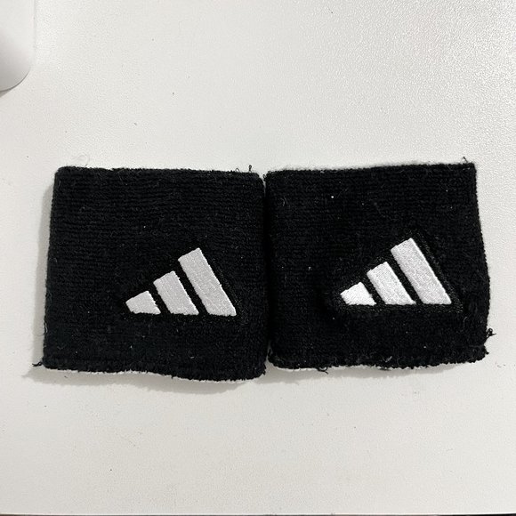 Adidas Reversible Sweat Wristbands, Black, White, Never worn - Picture 1 of 6